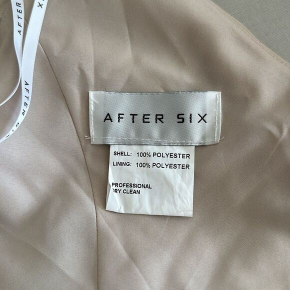 After Six Lux Shim V Neck Cold Shoulder Flounce Dress Bridesmaid in Gold Sz.10L - Picture 6 of 11